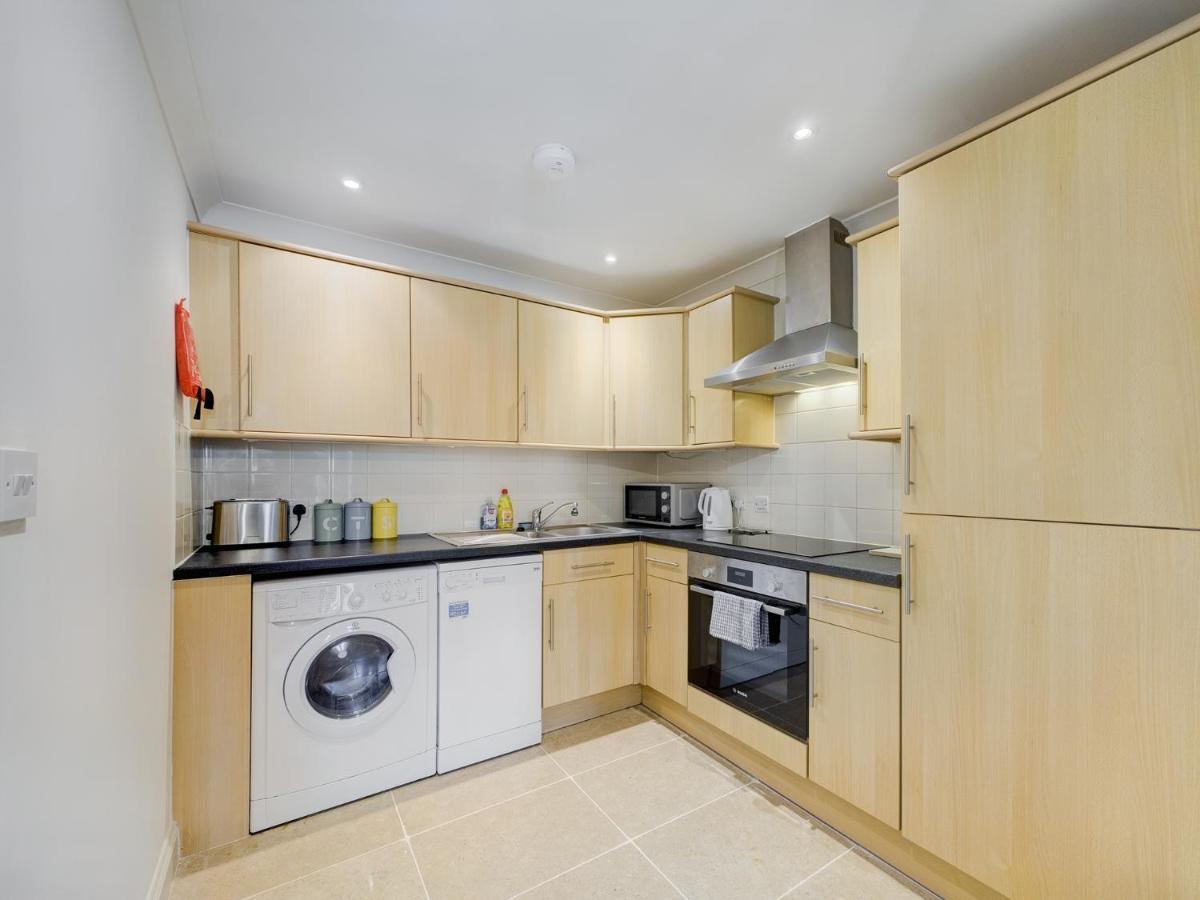 Duplex Redhill Town Centre Apt By Livingo Stays Kültér fotó